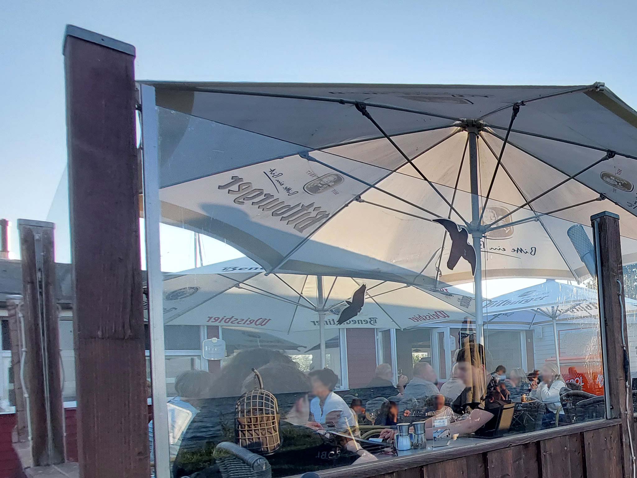 07.-Aristo-Strandhalle-Moenkebude-restaurant-gyros-bifteki-steak-fisch-bier-wein-biergarten